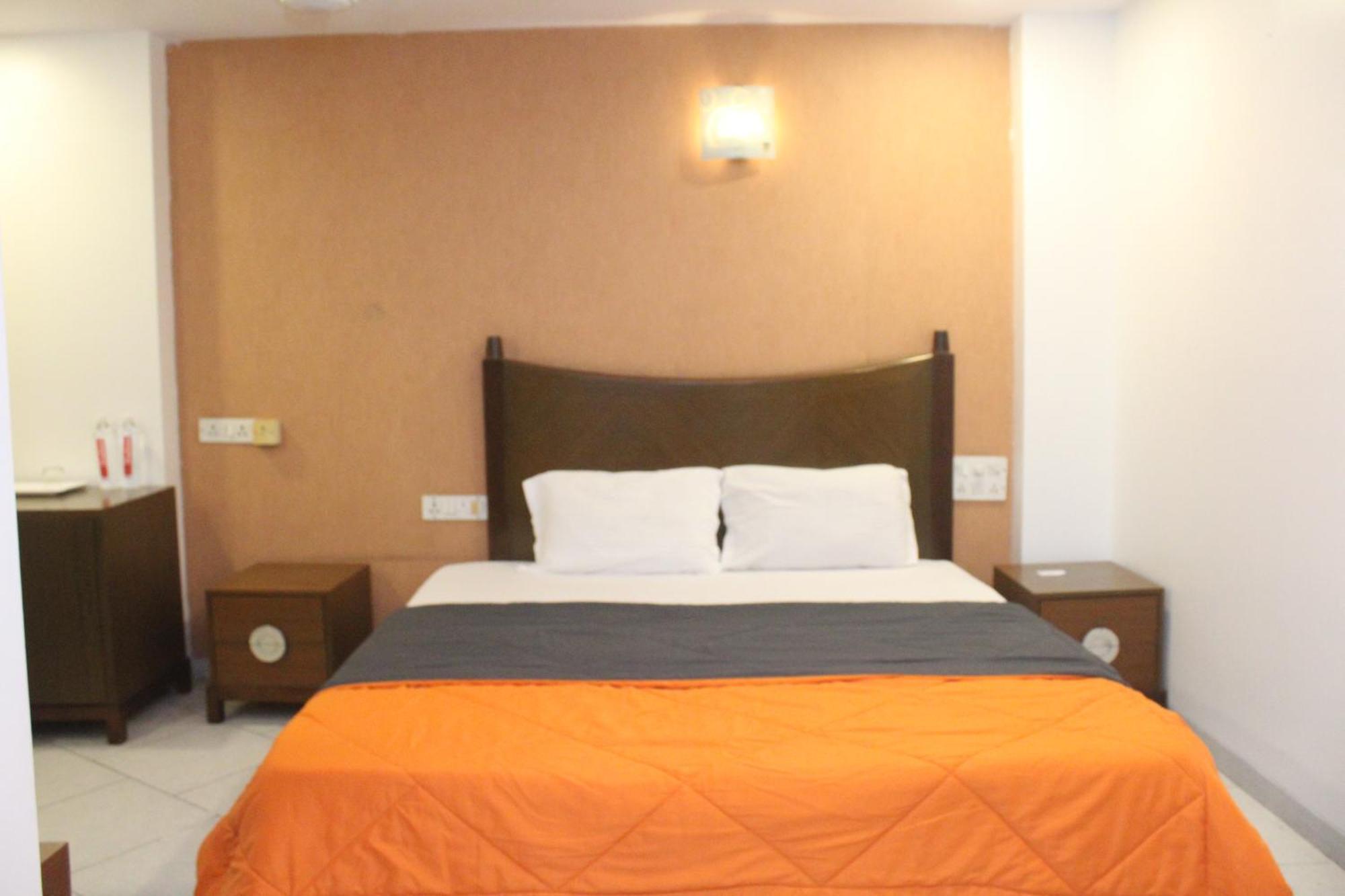 Hotel Western Court Boisar Zewnętrze zdjęcie