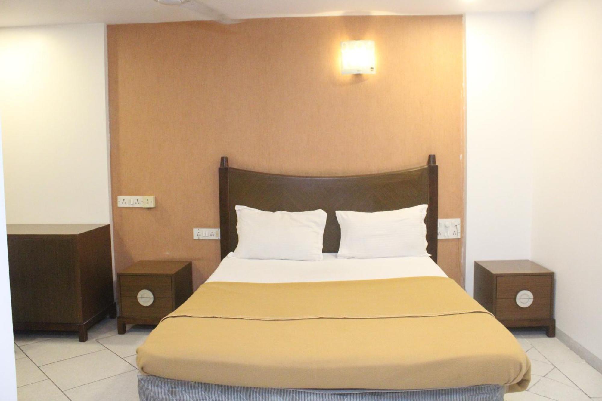 Hotel Western Court Boisar Zewnętrze zdjęcie
